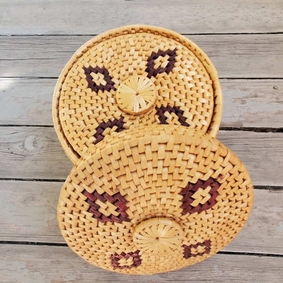 2 Nesting Wicker Baskets Lid Floral Vintage Rattan Boho Raffia Straw Cottagecore - Picture 9 of 9